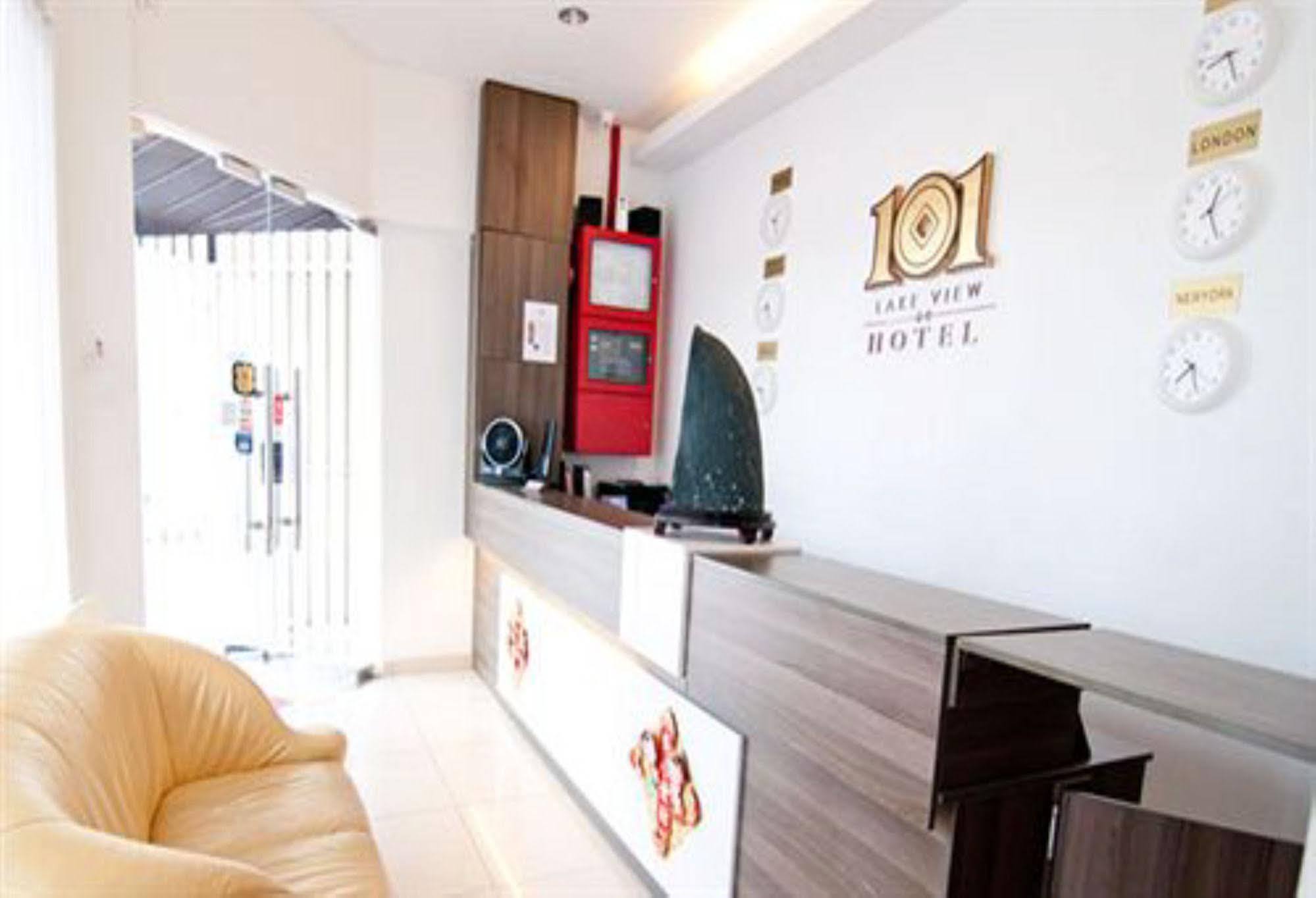 101 Lake View Hotel Puchong Eksteriør billede
