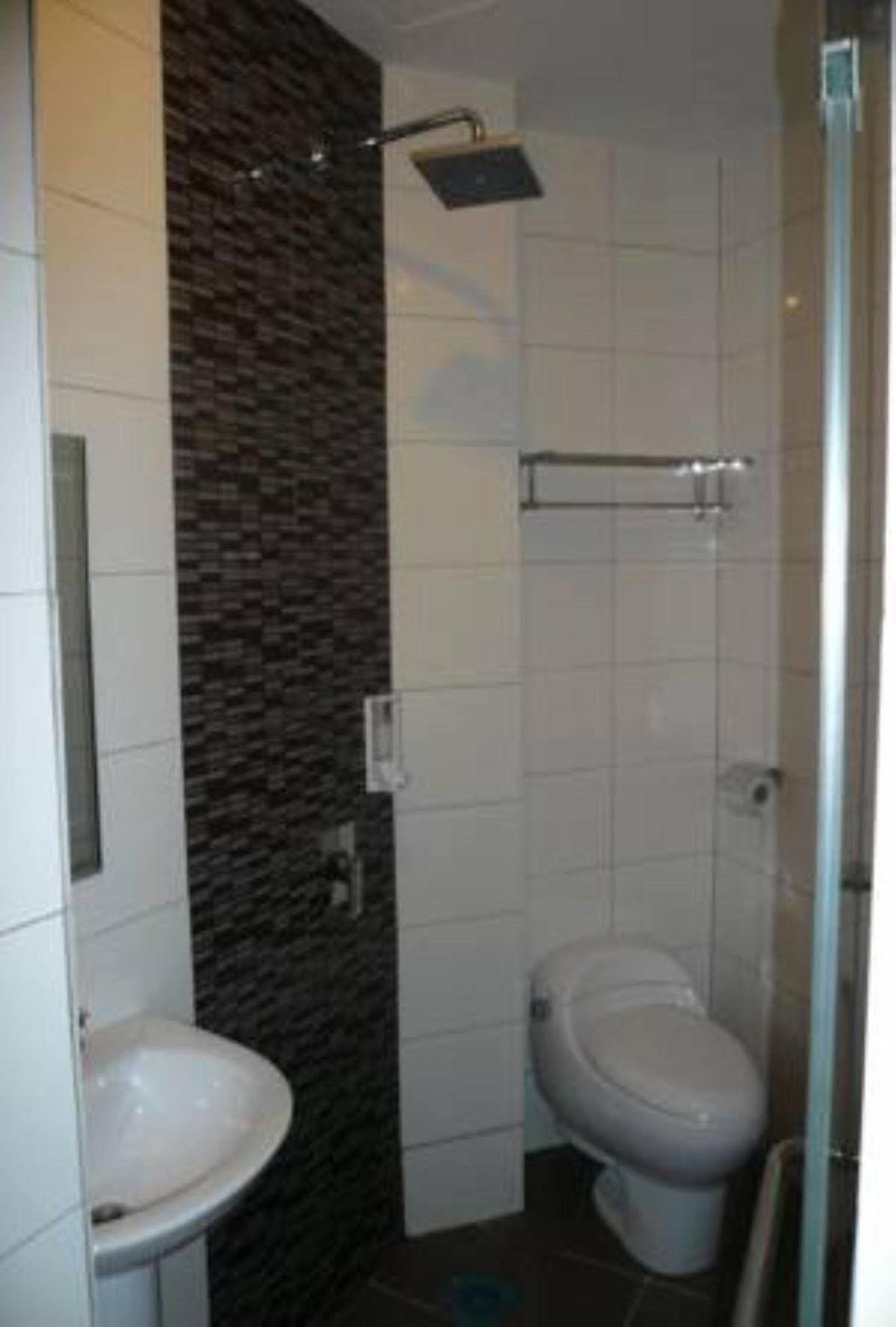 101 Lake View Hotel Puchong Eksteriør billede