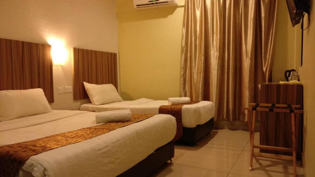 101 Lake View Hotel Puchong Eksteriør billede
